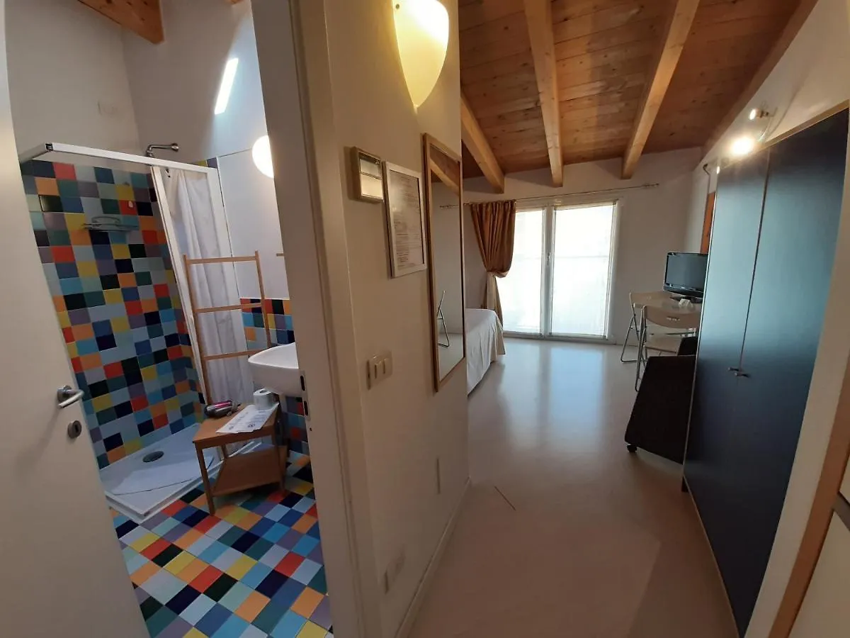 Il Girasole High Quality Inn Milan 3*,